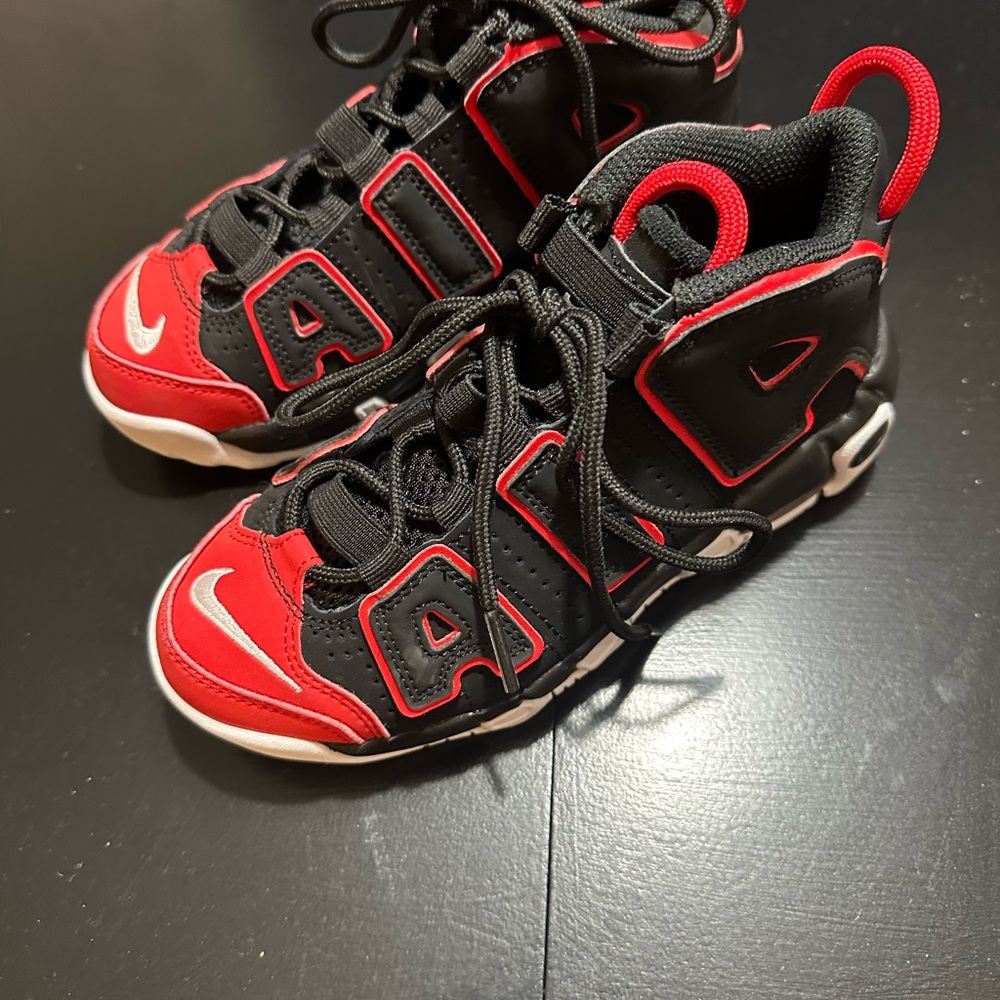 Nike Kids Air More Uptempo PS                       Black/white-University Red